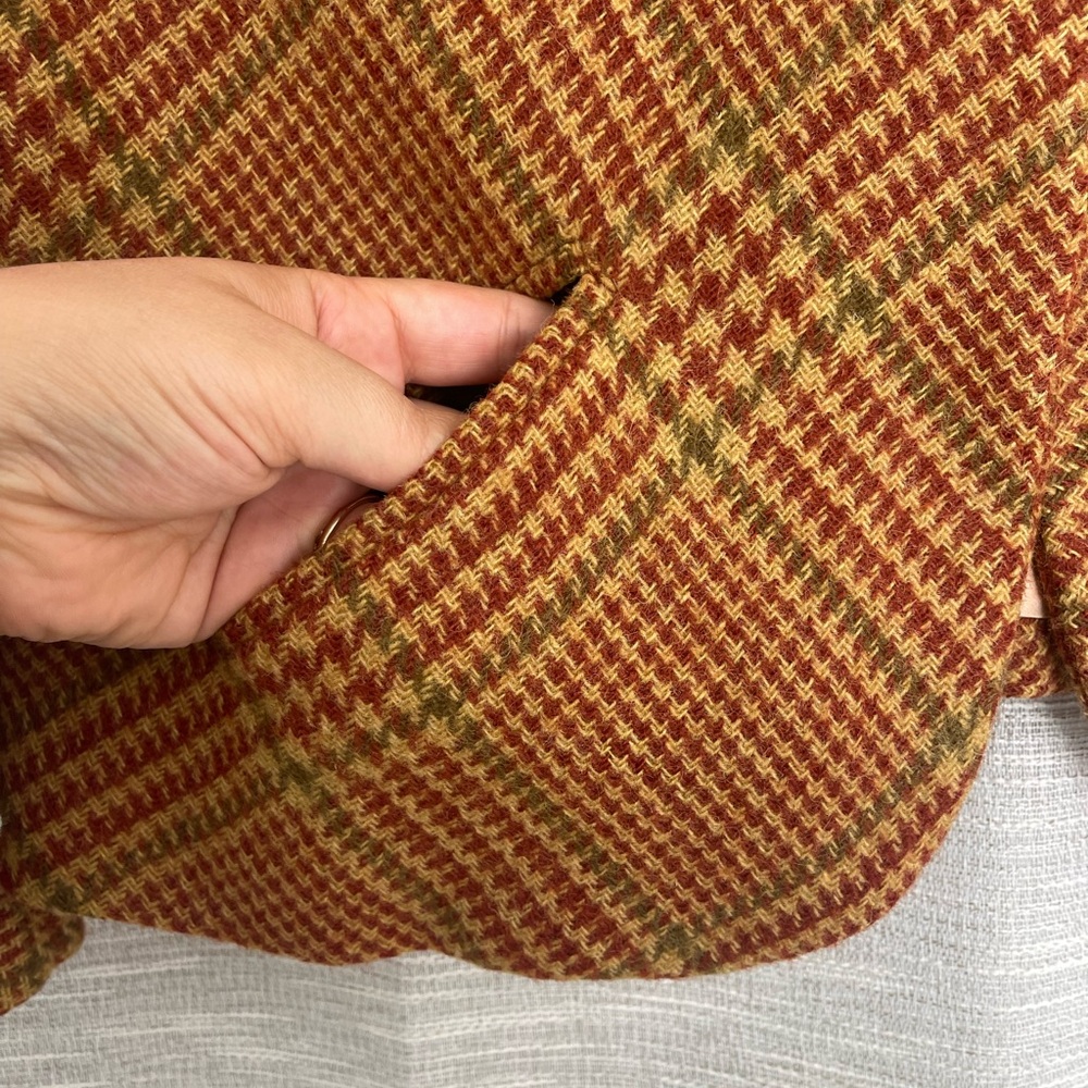 Vintage Handmade Tweed Jacket - Picture 4 of 7